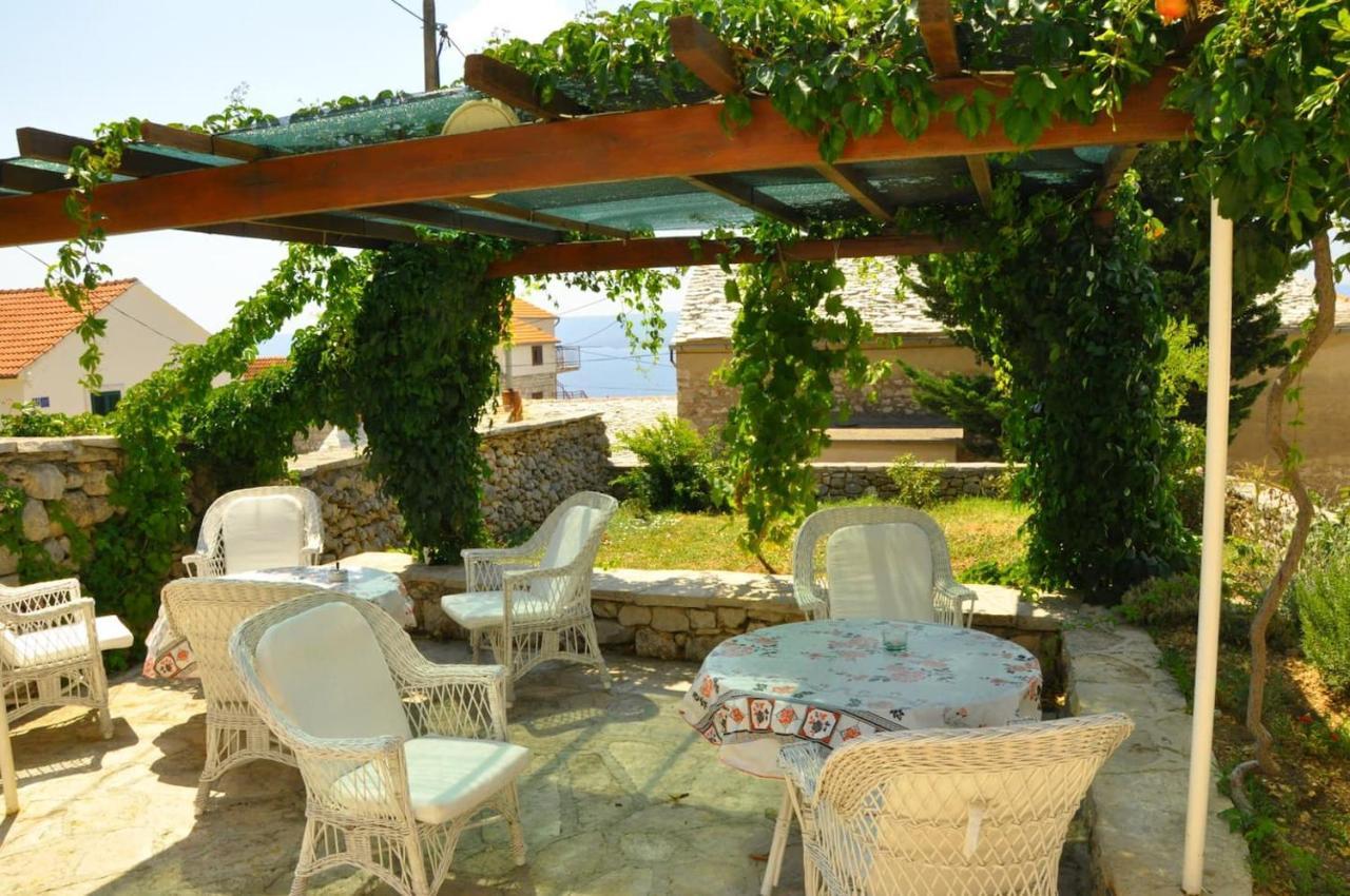 Apartments Adriana 볼 외부 사진