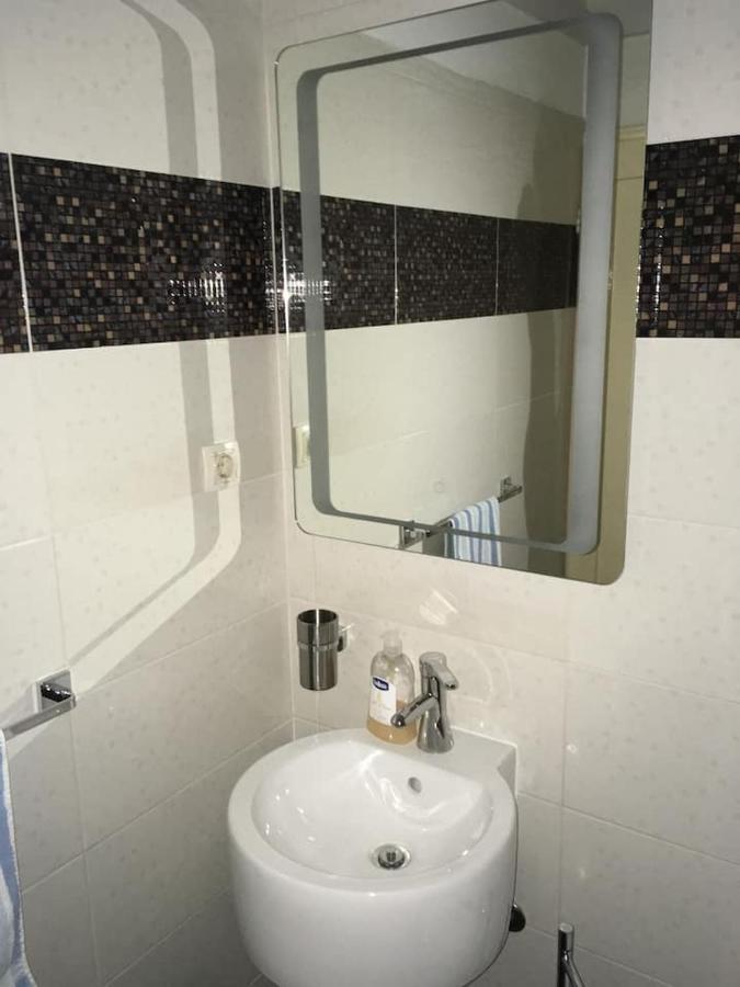 Apartments Adriana 볼 외부 사진
