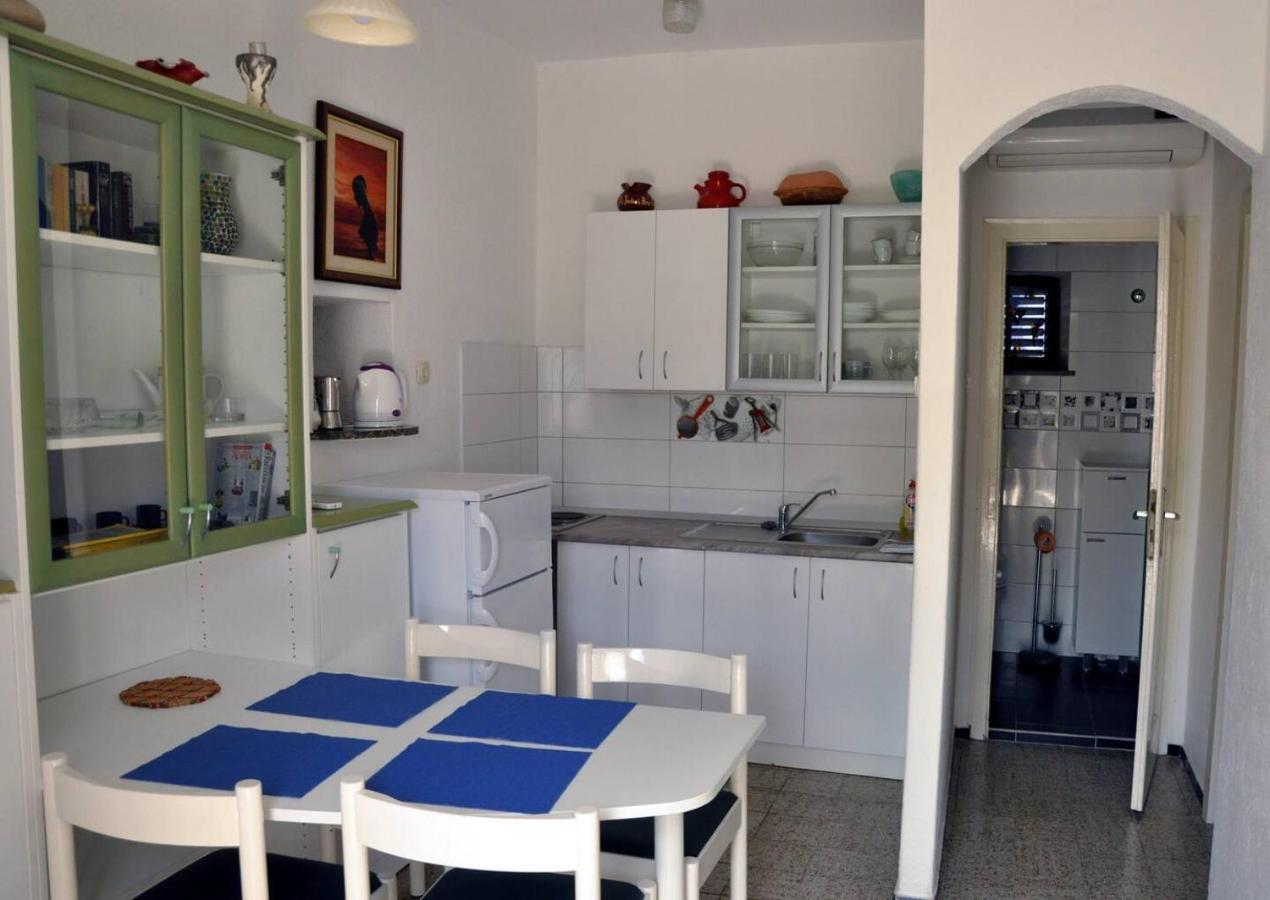 Apartments Adriana 볼 외부 사진
